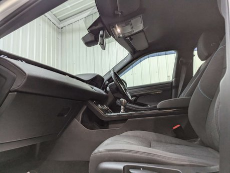 Land Rover Range Rover Evoque 2.0 Range Rover Evoque R-Dynamic D 4x2 5dr 46