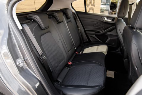 Ford Focus TITANIUM X EDITION MHEV 34