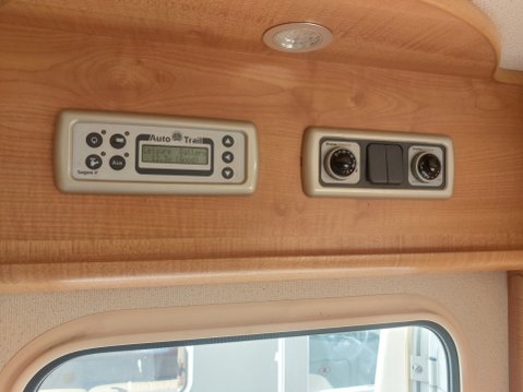 Auto-Trail Mohican 9