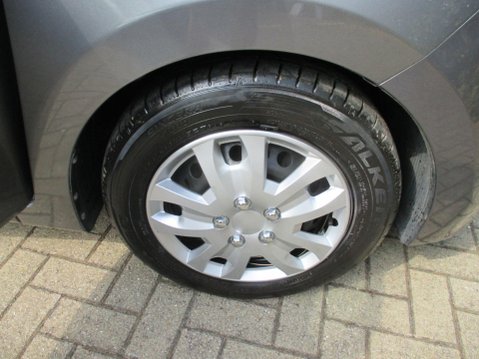 Hyundai i10 1.2 SE Euro 5 5dr 11