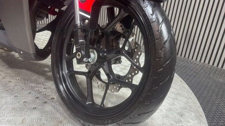 Hyosung GD 2016 ONLY 1K 250CC SPORTS BIKE LIGHTWEIGHT LONG MOT 52