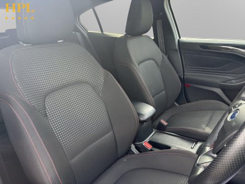 Ford Focus 1.0T EcoBoost MHEV ST-Line Hatchback 5dr Petrol Hybrid Manual Euro 6 (s/s) 11