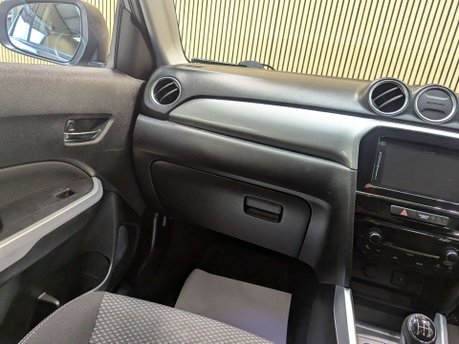 Suzuki Vitara 1.6 Vitara SZ-T 5dr 51