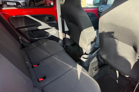 Skoda Citigo 1.0 SE MPI.. 5 SERVICES.. STUNNING EXAMPLE! 64 MPG! LOW INSURANCE! 7