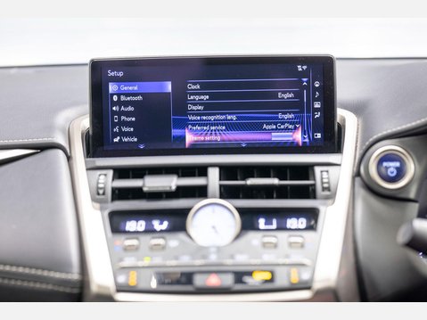 Lexus NX 2.5 300h GPF Premium SUV 5dr Petrol Hybrid E-CVT 4WD Euro 6 (s/s) (197 ps) 38