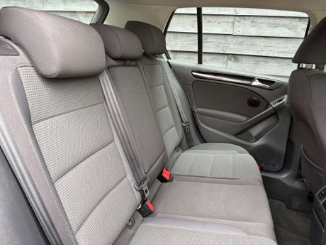 Volkswagen Golf 1.4 Golf Match TSi DSG 5dr 23