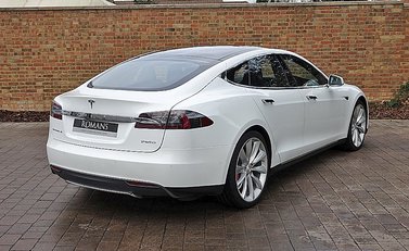 Tesla Model S P85D 22