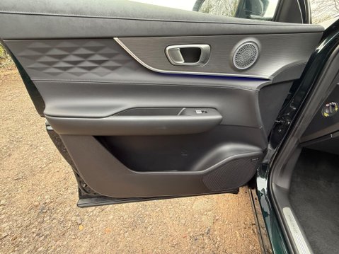 Chery Tiggo 8 1.5T 18.4kWh Summit DHT1 Euro 6 (s/s) 5dr 43