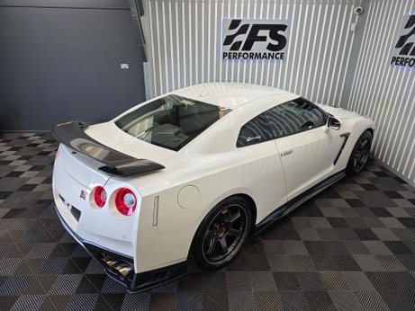 Nissan GT-R 3.8 V6 Recaro Coupe 2dr Petrol Auto 4WD Euro 6 (570 ps) 14
