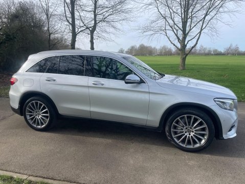 Mercedes-Benz GLC 2.1 GLC250d AMG Line (Premium Plus) G-Tronic 4MATIC Euro 6 (s/s) 5dr 3