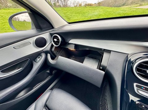 Mercedes-Benz C Class C200 D SPORT 43