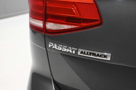 Volkswagen Passat 2.0 Passat Alltrack TDI BlueMotion Technology 4Motion Semi-Auto 4WD 5dr 57