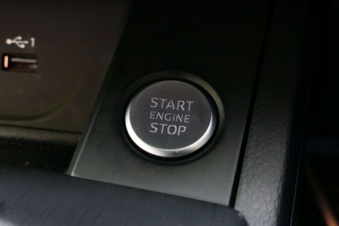 Audi A4 2.0 A4 Black Edition 40 TDI Quattro Semi-Auto 4WD 5dr 39