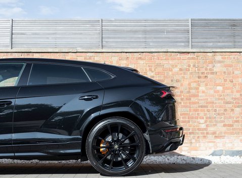 Lamborghini Urus 28