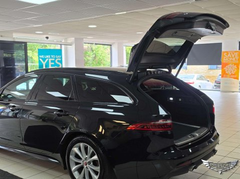 Jaguar XF 2.0i R-Sport Sportbrake Auto Euro 6 (s/s) 5dr 44