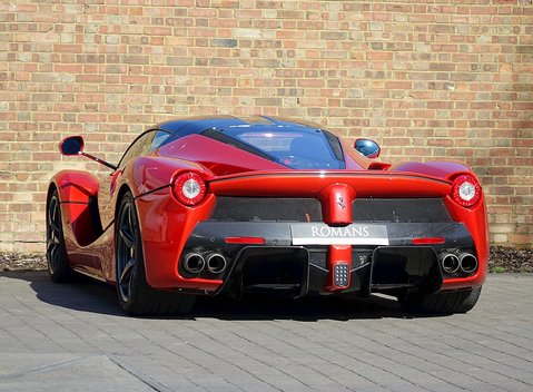 Ferrari LaFerrari 24