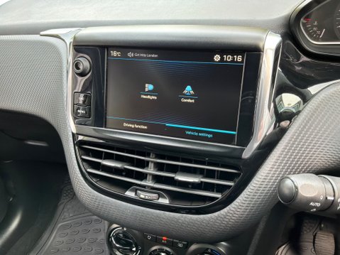 Peugeot 208 1.2 PureTech Allure Premium Euro 6 (s/s) 5dr 25