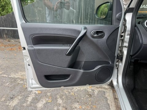 Renault Kangoo LL21 CORE DCI 17