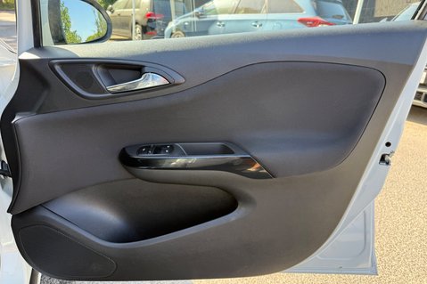 Vauxhall Corsa EXCITE AC ECOFLEX - HUGE SPEC - AIRCON - HEATED SEATS & STEERING WHEEL 35