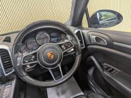 Porsche Cayenne 4.8 Cayenne V8 T Tiptronic S 4WD 5dr 53