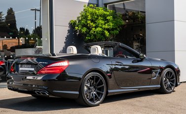 Mercedes-Benz SL Class SL63 AMG 4