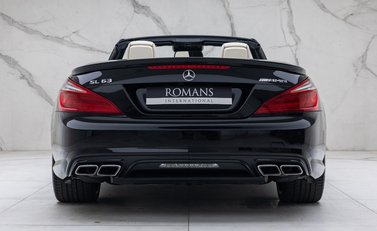 Mercedes-Benz SL Class SL63 AMG 11