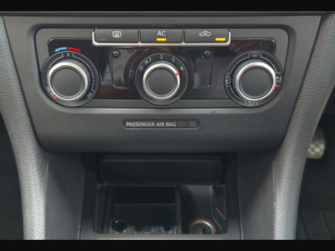 Volkswagen Golf 1.6 Golf Match TDI BlueMotion Technology 5dr 29