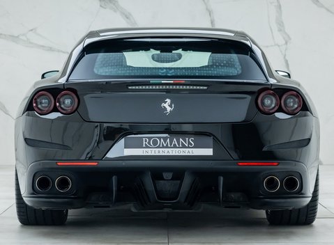 Ferrari GTC4 Lusso V12 5