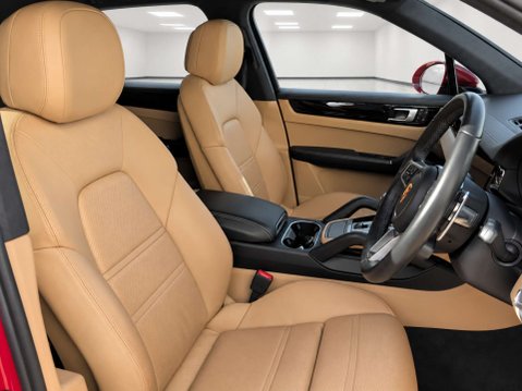 Porsche Cayenne 4.0 Cayenne GTS Auto 4WD 5dr 2