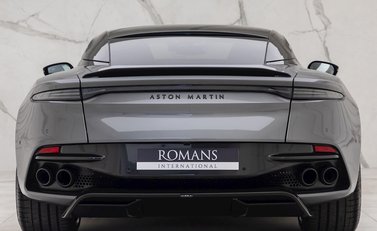 Aston Martin DBS Superleggera 5