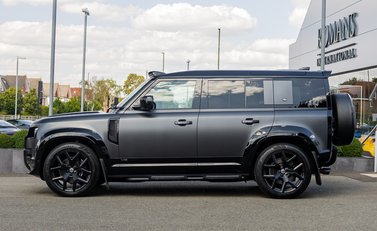 Land Rover Defender 110 V8 CARPATHIAN EDITION 2