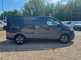 Renault Trafic AUTO SWB L1H1 Sport SL30 Air Con Alloys Camera Nav Sensors EURO 6 5