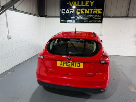 Ford Focus 1.0T EcoBoost Zetec Euro 6 (s/s) 5dr 7