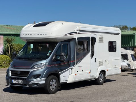 Auto-Trail Tracker fb 1