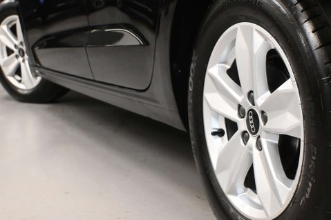 Audi A1 1.0 A1 Sportback 25 TFSI Technik 5dr 15