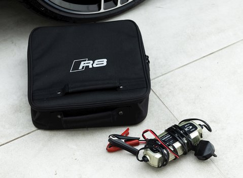 Audi R8 V10 Performance Carbon Black 31