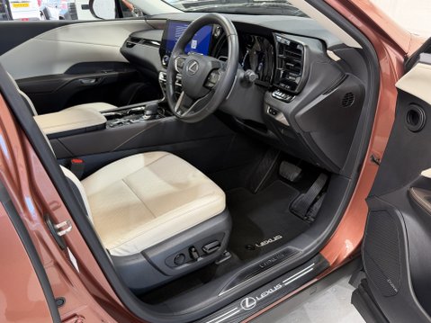 Lexus RX 450H PLUS PREMIUM PLUS 32