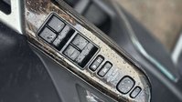 Toyota Alphard Hybrid+PowerTailgate+SuperClean 61