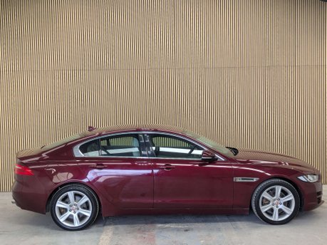 Jaguar XE 2.0 XE Portfolio i Auto 4dr 18