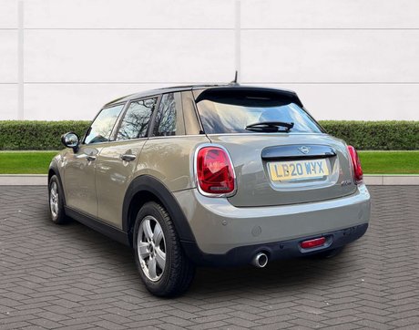 Mini Hatch 1.5 Cooper Classic Auto 5dr 7