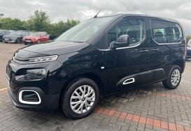 Citroen Berlingo BLUEHDI FEEL M WHEELCHAIR RAMP 17