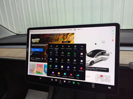 Tesla Model 3 Model 3 Long Range AWD 4WD 4dr 82