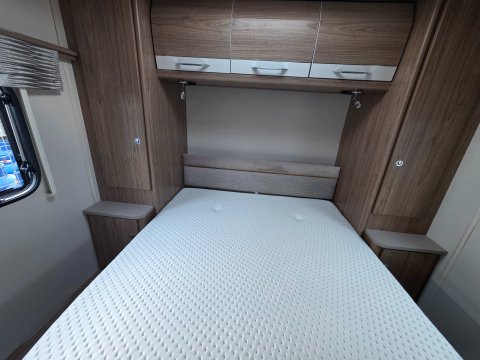 Coachman VIP 545/4  19
