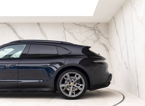 Porsche Taycan 4 Cross Turismo 28