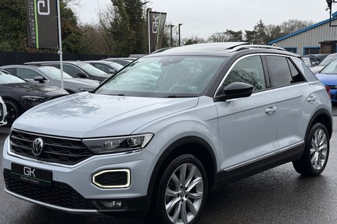 Volkswagen T-Roc SEL TSI EVO DSG -WHITE SILVER -PAN ROOF -CAMERA -WINTER PACK  13