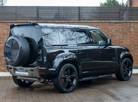 Land Rover Defender 110 X P400 7
