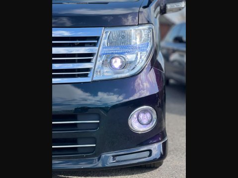 Nissan Elgrand 3.5+HIGHWAY STAR+GRADE 4+WARRANTED MILES 45