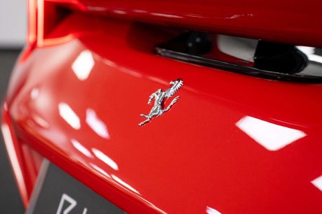 Ferrari F8 3.9 F8 Tributo Semi-Auto 2dr 19