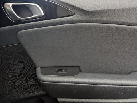 Kia Ceed 1.6 CRDi 3 DCT Euro 6 (s/s) 5dr 19