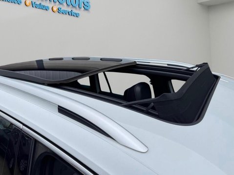 Volkswagen Tiguan 2.0 TDI R-Line Euro 6 (s/s) 5dr 12